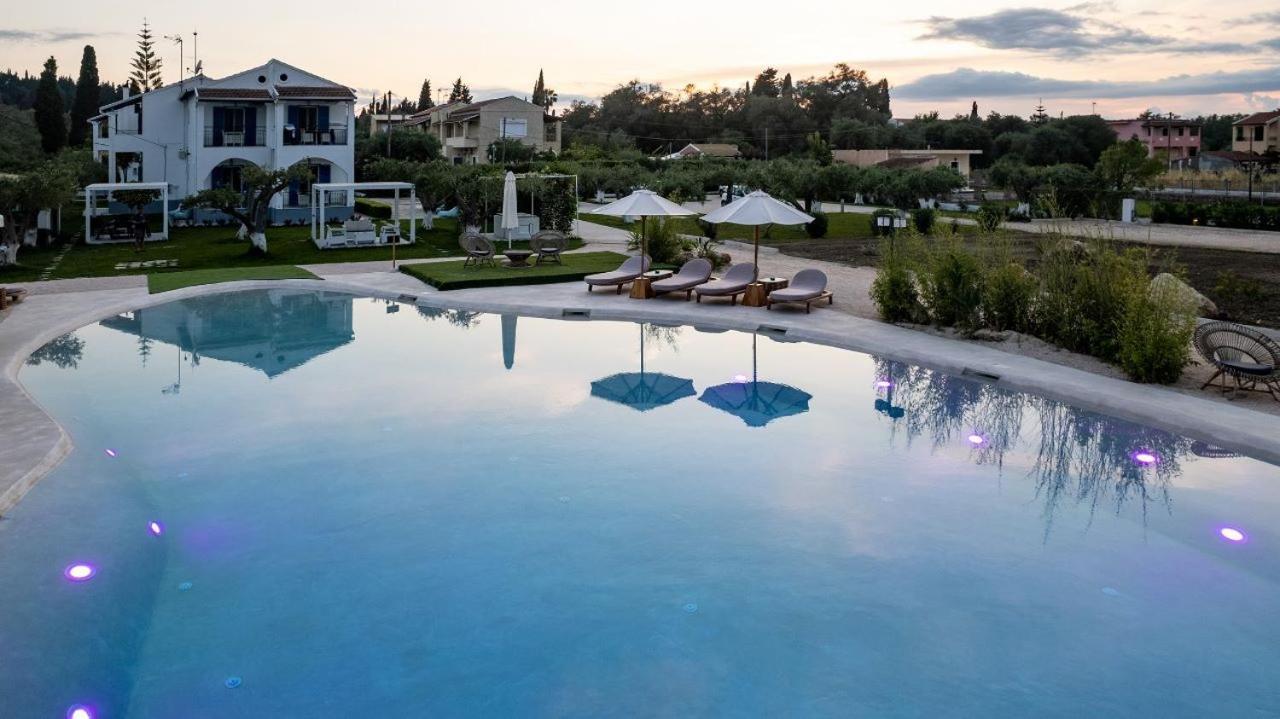 Sun 'n Chill, Boutique & 3* Melikia