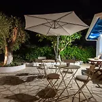 Sun \'N Chill, Boutique Apartments & Beach Villa
