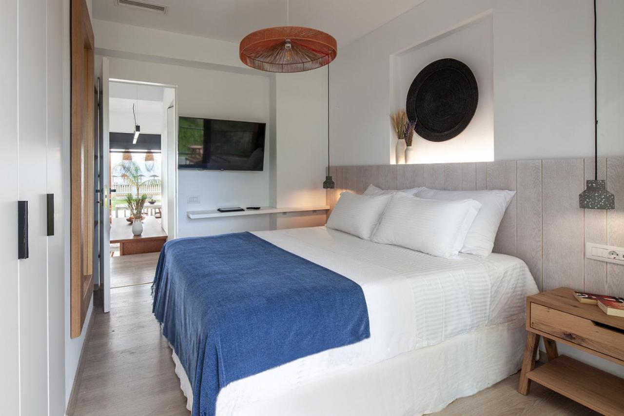 Sun 'n Chill, Boutique & 3* Melikia