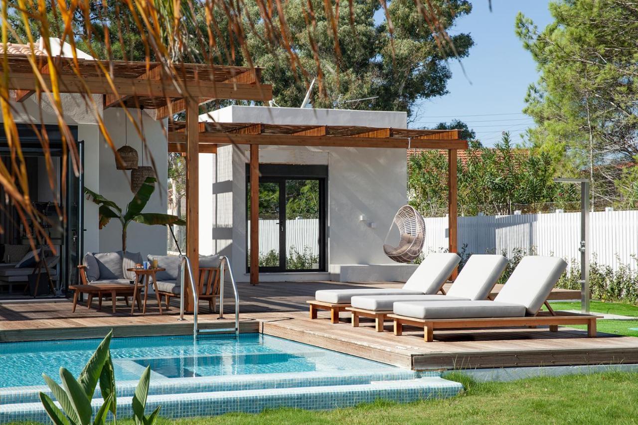 Sun 'n Chill, Boutique &