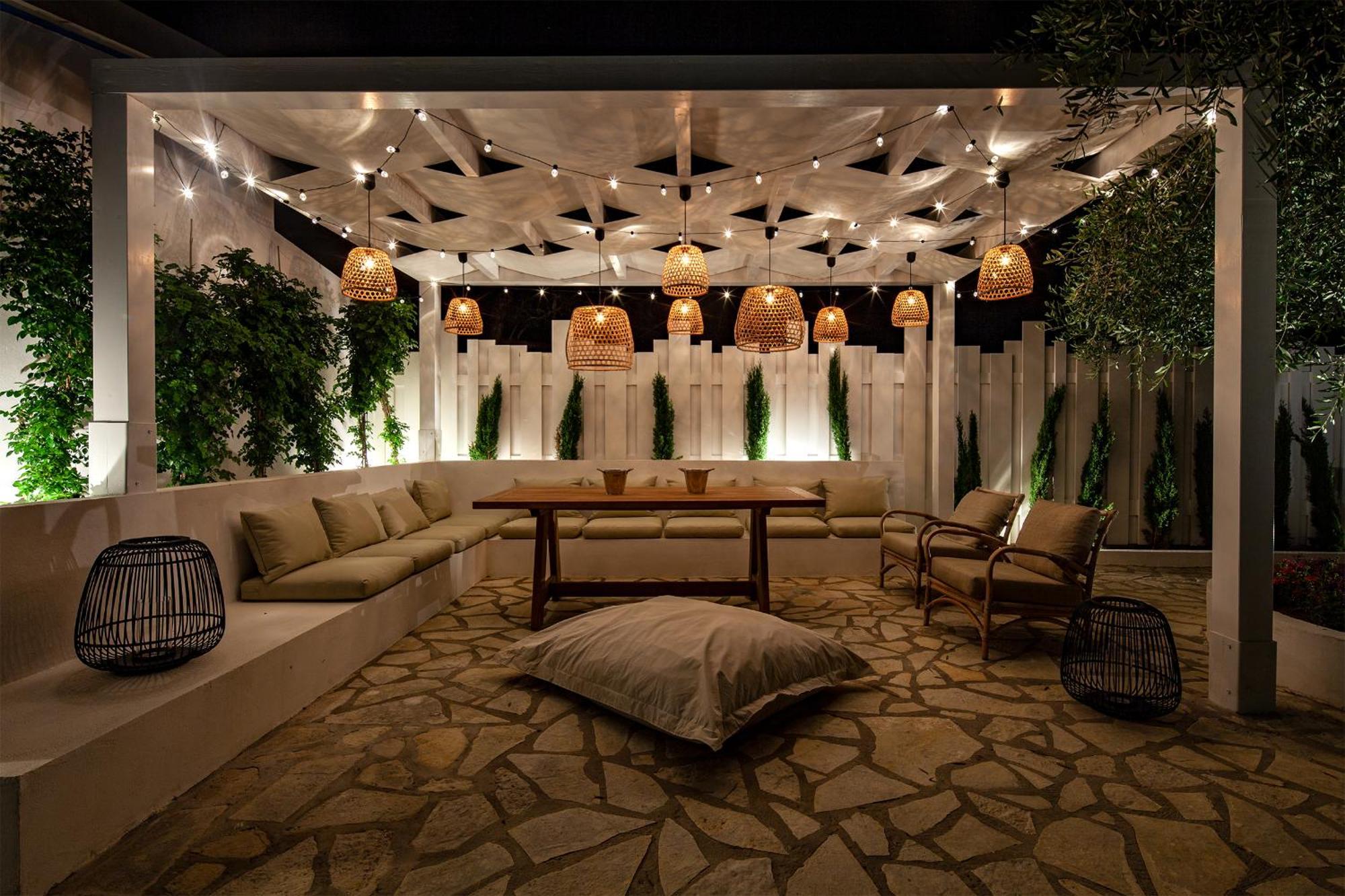Sun 'n Chill, Boutique & 3* Melikia